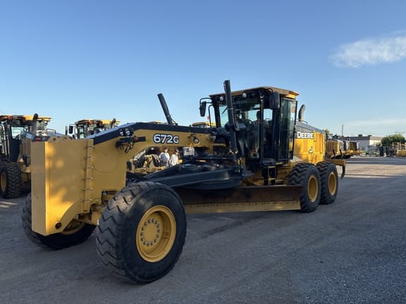 2019 John Deere 672G on the lot