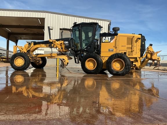 2017 Caterpillar 12M3 AWD on the lot