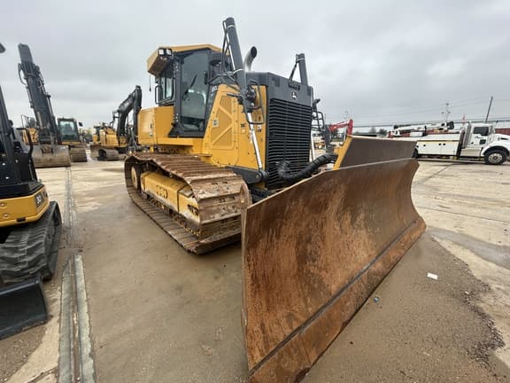 2023 John Deere 850L WLT on the lot