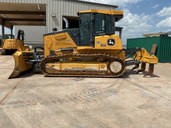 2024 John Deere 750L XLT on the lot