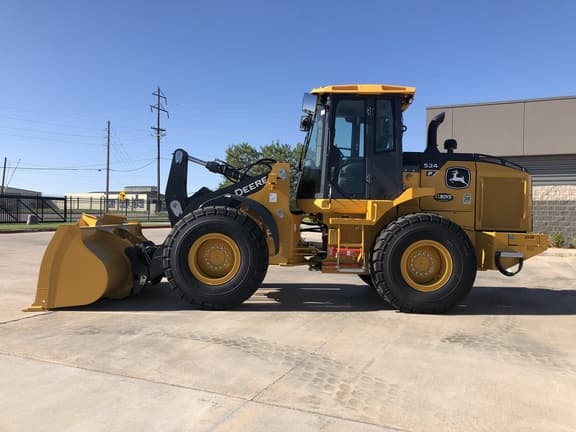 2023 John Deere 524 P on the lot